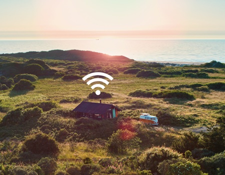 Hytte i landskab med 3Internet