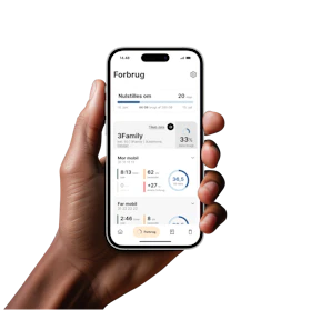 Hånd der holder mobiltelefon med Mit 3 app åben