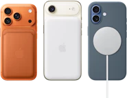 Tre iPhone-modeller side om side i orange, hvid og blå farve, med kameraer og MagSafe-oplader tilsluttet den blå model.